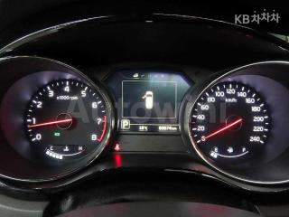 2017 KIA  CARNIVAL SEDONA 9 SEATS 2.2 DIESEL NOBLESSE - 8