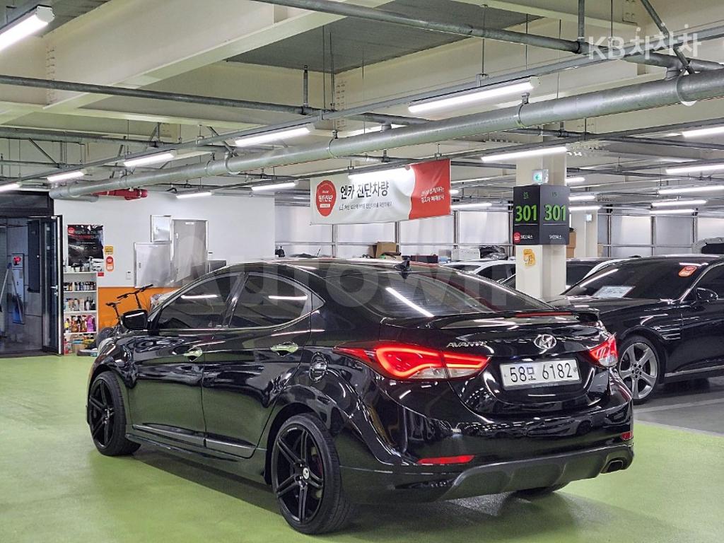 KMHDG41UBFU394192 2015 HYUNDAI  AVANTE ELANTRA 1.6 VGT MORDERN BASIC-4