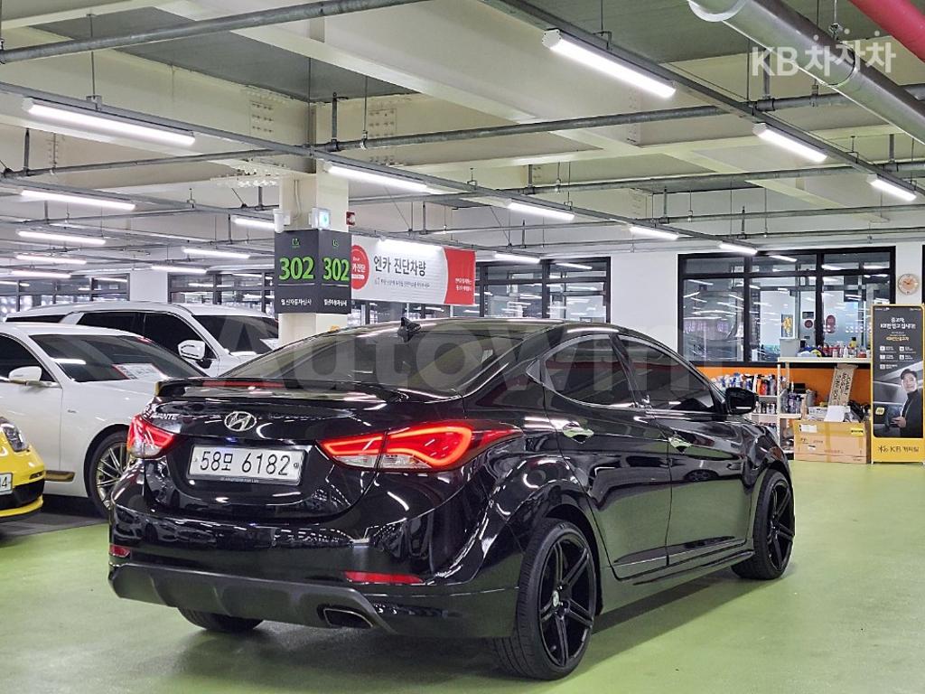 KMHDG41UBFU394192 2015 HYUNDAI  AVANTE ELANTRA 1.6 VGT MORDERN BASIC-5