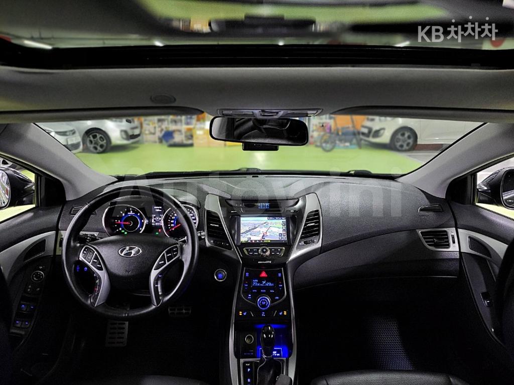 2015 HYUNDAI  AVANTE ELANTRA 1.6 VGT MORDERN BASIC - 9