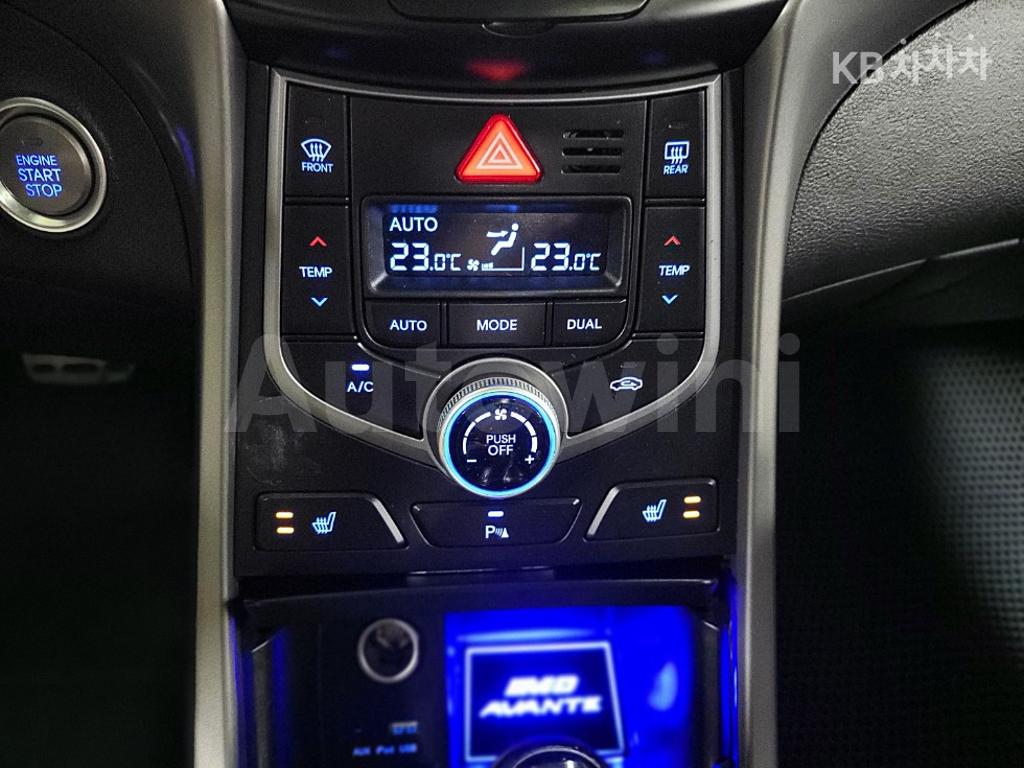 2015 HYUNDAI  AVANTE ELANTRA 1.6 VGT MORDERN BASIC - 13
