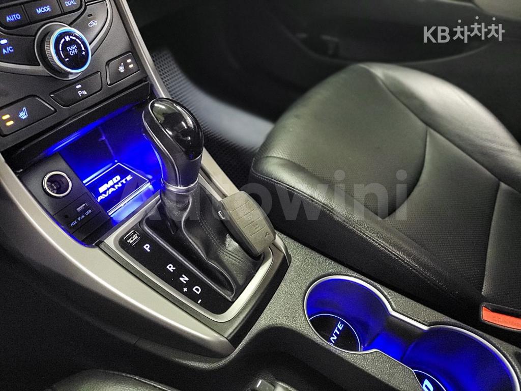 2015 HYUNDAI  AVANTE ELANTRA 1.6 VGT MORDERN BASIC - 14