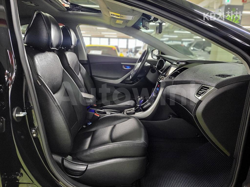 2015 HYUNDAI  AVANTE ELANTRA 1.6 VGT MORDERN BASIC - 18