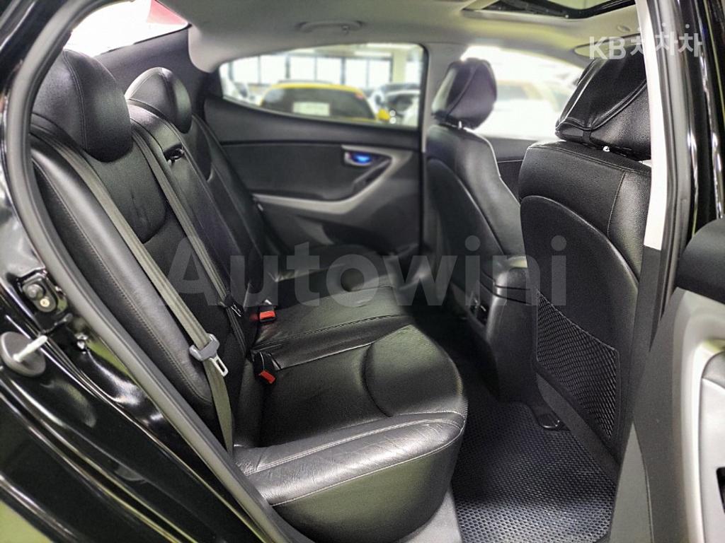 2015 HYUNDAI  AVANTE ELANTRA 1.6 VGT MORDERN BASIC - 19