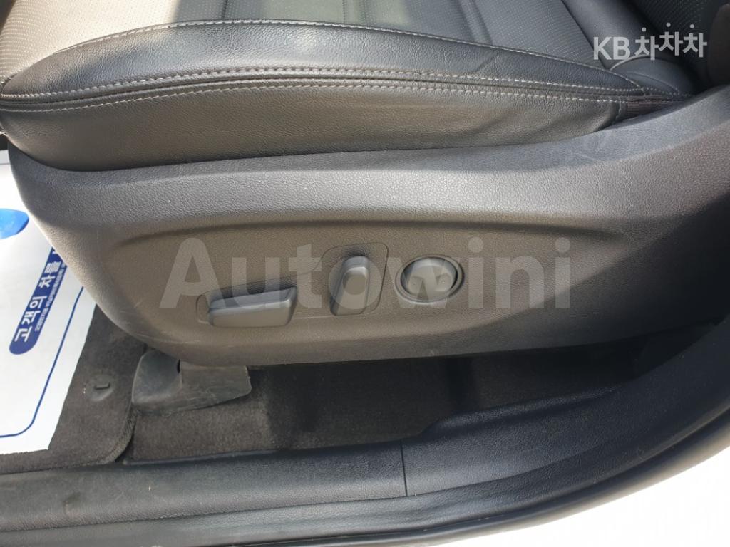 2015 KIA  SORENTO DIESEL 2.0 2WD PRESTIGE - 11