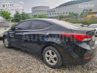 KMHDG41DBFU349283 2015 HYUNDAI  AVANTE ELANTRA 1.6 GDI SMART BASIC-2