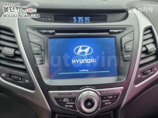 KMHDG41DBFU349283 2015 HYUNDAI  AVANTE ELANTRA 1.6 GDI SMART BASIC-5