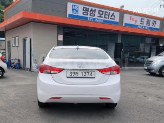 KMHDG41DBDU740843 2013 HYUNDAI AVANTE MD ELANTRA M16 GDI STYLE-2