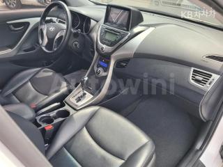 KMHDG41DBDU740843 2013 HYUNDAI AVANTE MD ELANTRA M16 GDI STYLE-5
