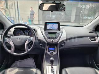 2013 HYUNDAI AVANTE MD ELANTRA M16 GDI STYLE - 8