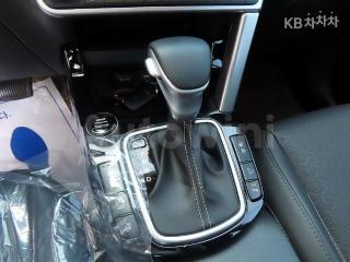 2021 KIA SELTOS 1.6 DIESEL 2WD SIGNATURE - 11