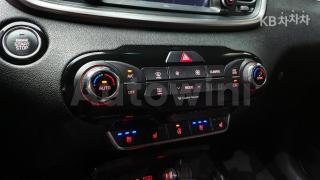 2015 KIA  SORENTO DIESEL 2.0 2WD NOBLESSE - 17