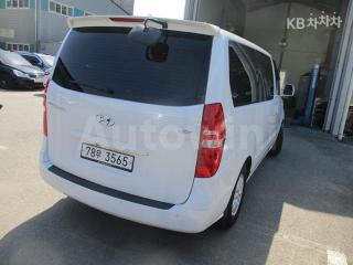 KMJWA37KBHU878867 2017 HYUNDAI GRAND STAREX H-1 12 SEATS WAGON CVX 4WD MORDERN-3