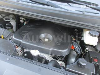 2017 HYUNDAI GRAND STAREX H-1 12 SEATS WAGON CVX 4WD MORDERN - 11