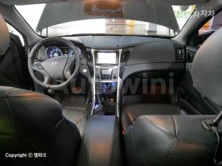 KMHEC41BBAA155316 2010 HYUNDAI YF SONATA CVVL PRIME-5