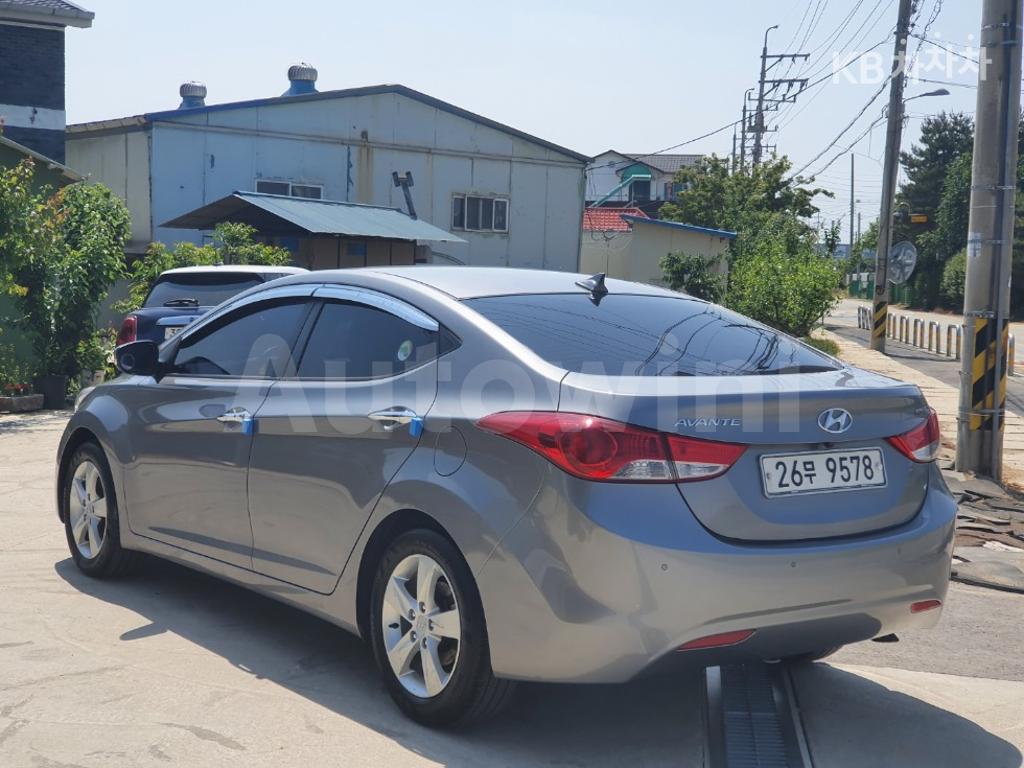 KMHDH41DBDU636516 2013 HYUNDAI AVANTE MD ELANTRA M16 GDI MORDERN-5