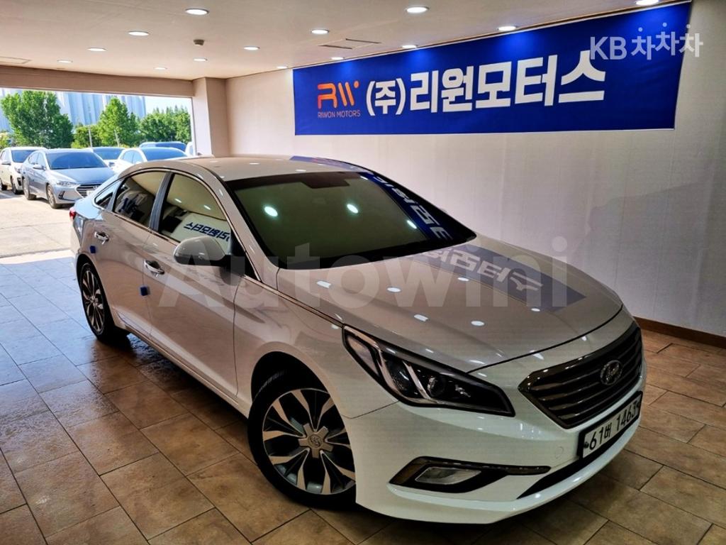 2015 HYUNDAI LF SONATA 2.0 SMART BASIC - 31