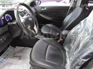2017 HYUNDAI ACCENT  1.4 VVT MORDERN - 17
