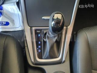 2015 HYUNDAI  AVANTE ELANTRA 1.6 GDI SMART BASIC - 15