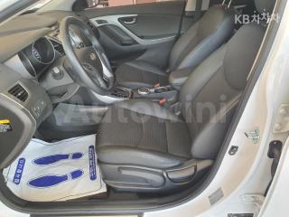 2015 HYUNDAI  AVANTE ELANTRA 1.6 GDI SMART BASIC - 16