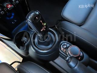 2019 MINI COOPER 5DOORS D 1.5 - 9