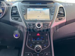 2015 HYUNDAI  AVANTE ELANTRA 1.6 GDI MORDERN BASIC - 13