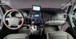 2017 HYUNDAI GRAND STAREX H-1 5 SEATS VAN CVX SMART - 8
