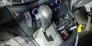 2017 HYUNDAI GRAND STAREX H-1 5 SEATS VAN CVX SMART - 13