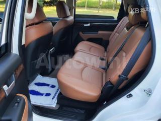 KNAKM814DHA166464 2017 KIA  MOHAVE BORREGO 4WD VIP 7 SEATS-1