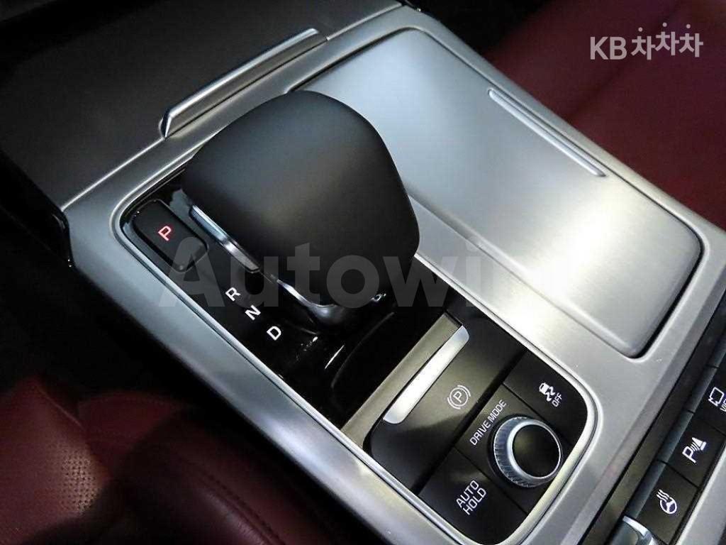 2020 KIA STINGER 2.0 TURBO 2WD PLATINUM - 12