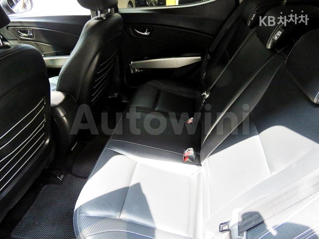 KPBXH3AR1GP069367 2016 SSANGYONG TIVOLI GASOLINE VX-5
