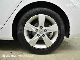 KMHDH41DBDU638312 2013 HYUNDAI AVANTE MD ELANTRA M16 GDI MORDERN-4