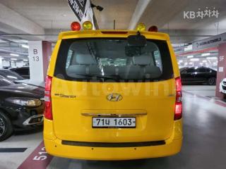 KMJWA37KBHU871135 2017 HYUNDAI GRAND STAREX H-1 12 SEATS-4