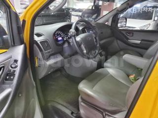 2017 HYUNDAI GRAND STAREX H-1 12 SEATS - 8