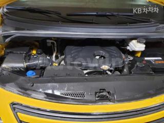 2017 HYUNDAI GRAND STAREX H-1 12 SEATS - 19