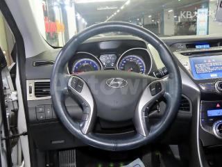 2013 HYUNDAI AVANTE MD ELANTRA M16 GDI SMART - 8