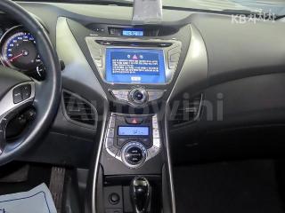 2013 HYUNDAI AVANTE MD ELANTRA M16 GDI SMART - 11