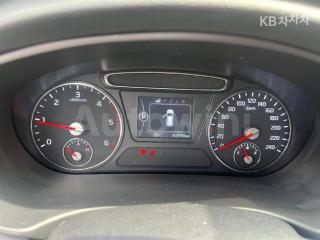 2015 KIA  SORENTO DIESEL 2.0 4WD NOBLESSE - 12