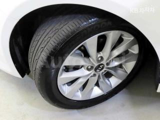 2016 KIA K5 2ND GEN OPTIMA 2.0 GASOLINE MX PRESTIGE - 20
