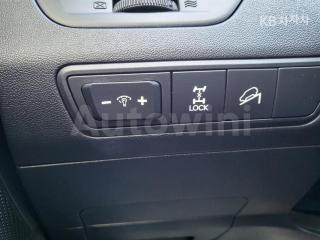2011 HYUNDAI TUCSON IX DIESEL 4WD X20 LUXURY - 20