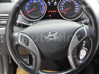 2013 HYUNDAI AVANTE MD ELANTRA M16 GDI SMART - 11