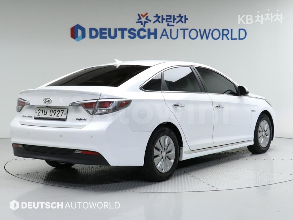 2016 HYUNDAI LF SONATA HYBRID 2.0 HEV SMART - 20