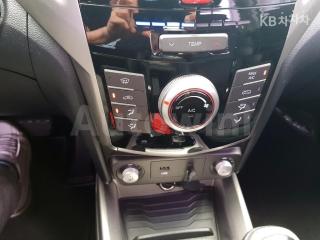 2016 SSANGYONG TIVOLI GASOLINE VX - 19