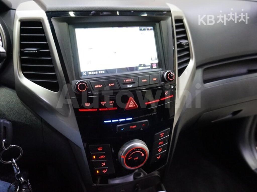 2016 SSANGYONG TIVOLI DIESEL TX 4WD - 12