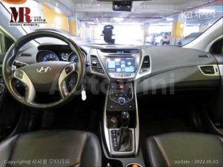 2016 HYUNDAI  AVANTE ELANTRA 1.6 GDI SMART BASIC - 7