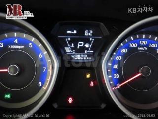 2016 HYUNDAI  AVANTE ELANTRA 1.6 GDI SMART BASIC - 9