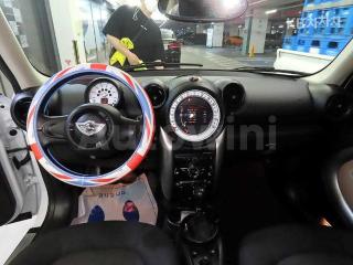 2014 MINI COOPER COUNTRYMAN D 2.0 - 10