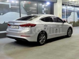 KMHD841DBGU032233 2016 HYUNDAI AVANTE AD ELANTRA 1.6 GDI MORDERN-3