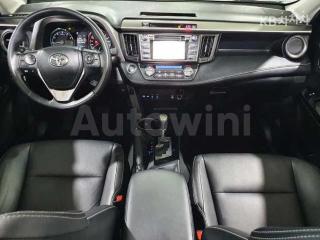 2018 TOYOTA RAV4 2.5 2WD - 8
