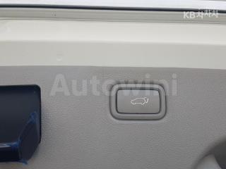 2018 KIA  CARNIVAL 9 SEATS 2.2 DIESEL LUXURY - 10